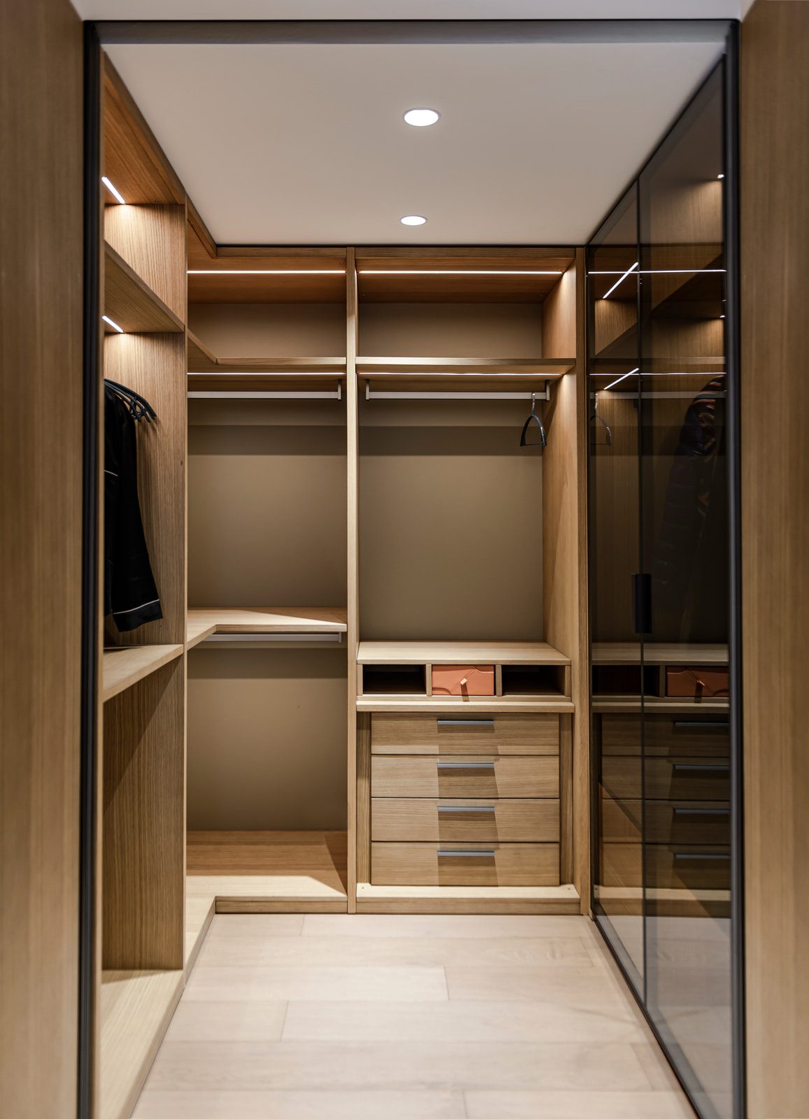 Warm Contemporary detail 2