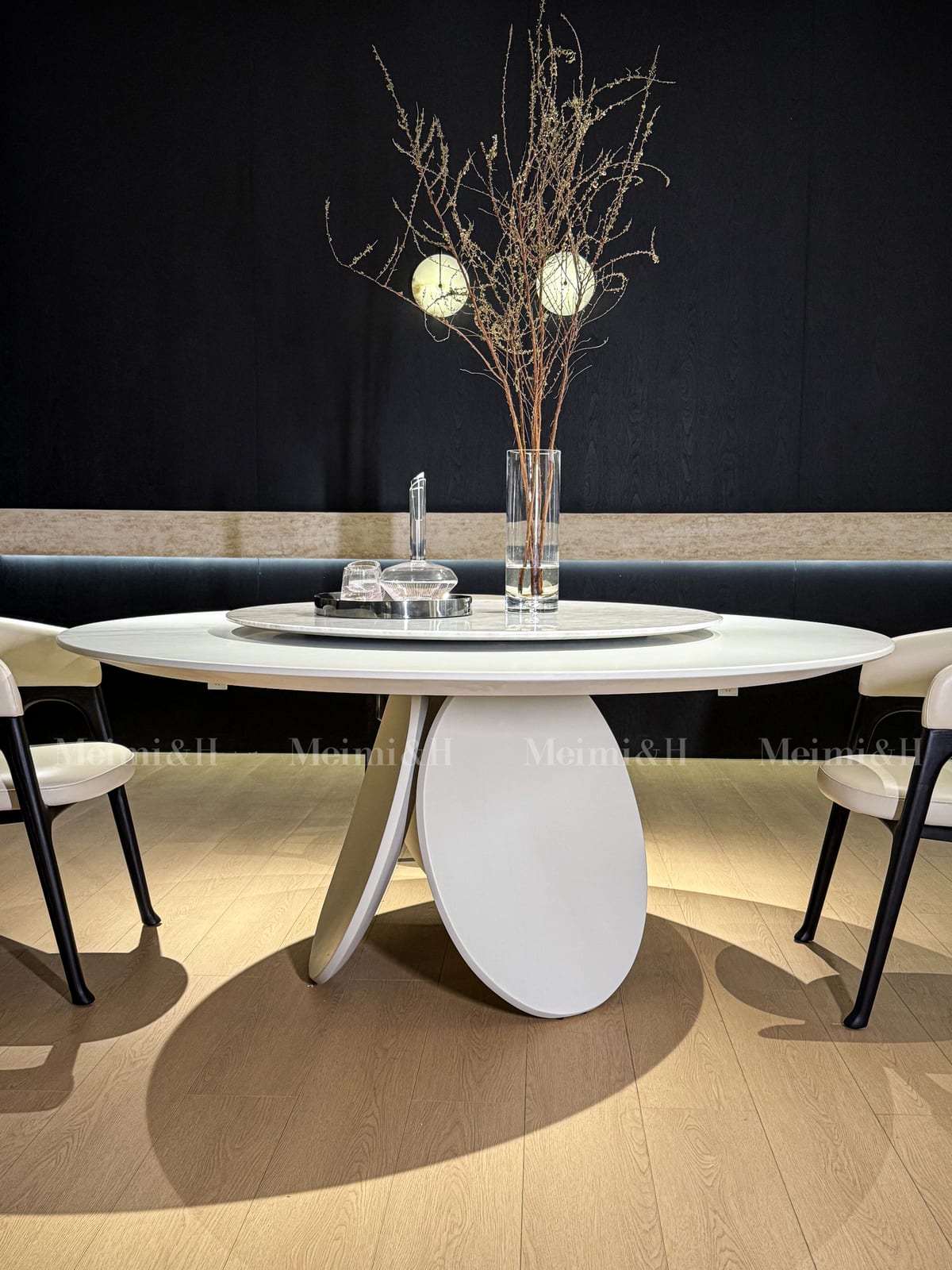 Maxim Petal Dining Table